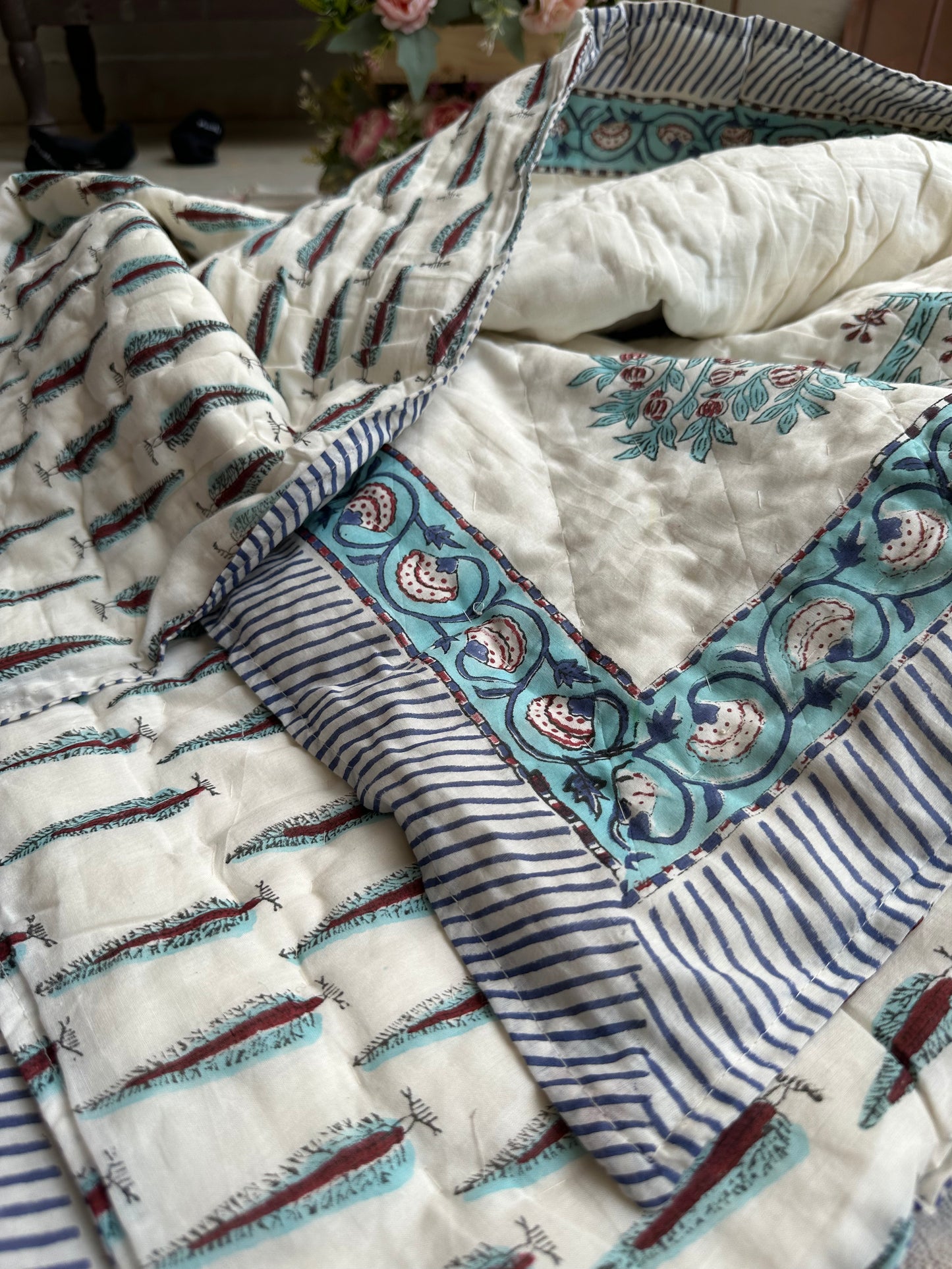 GULMOHER QUILT BLUE